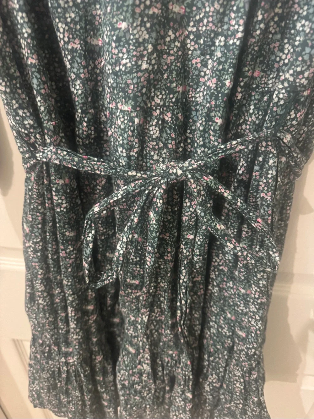 Trovata Birds of Paradis Dark Green Floral Tie-Waist Mini Dress Size Medium